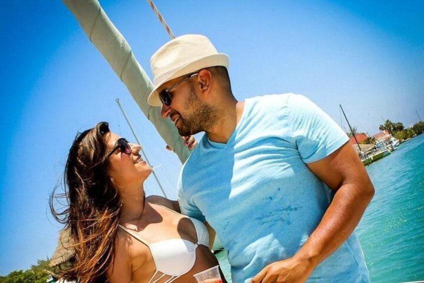 Half-Day Sailing Trip to Isla Mujeres from Cancun