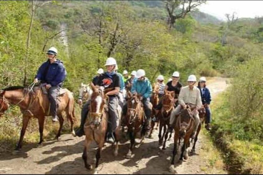 Full-Day Adventure Tour in Guanacaste with Lunch