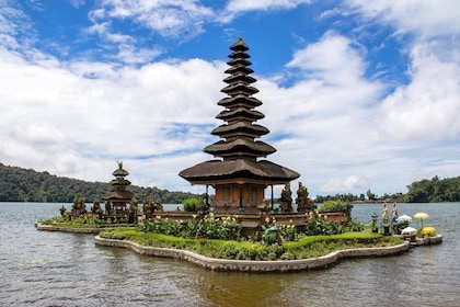 Wunder von Bali Ganztägige private Tour inklusive Mittagessen