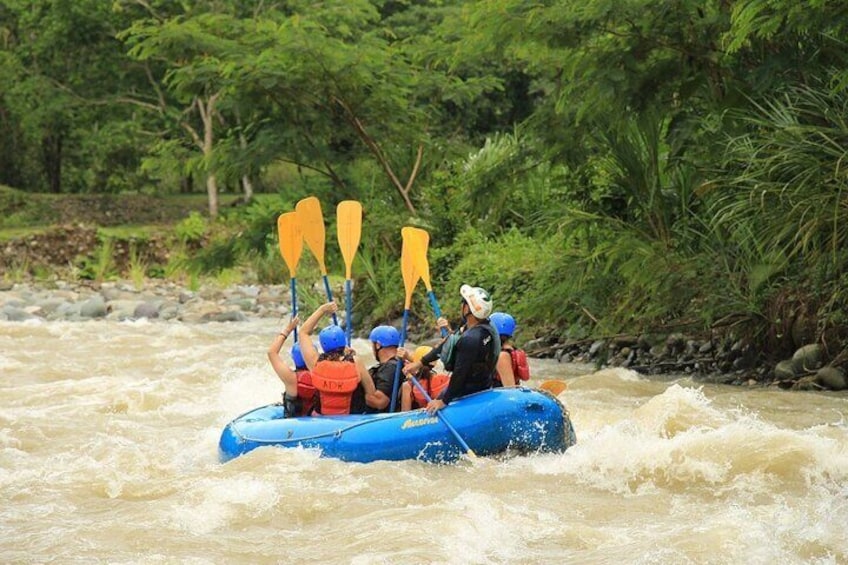 Whitewater Rafting Savegre Class II-III plus Waterfall Manuel Antonio 