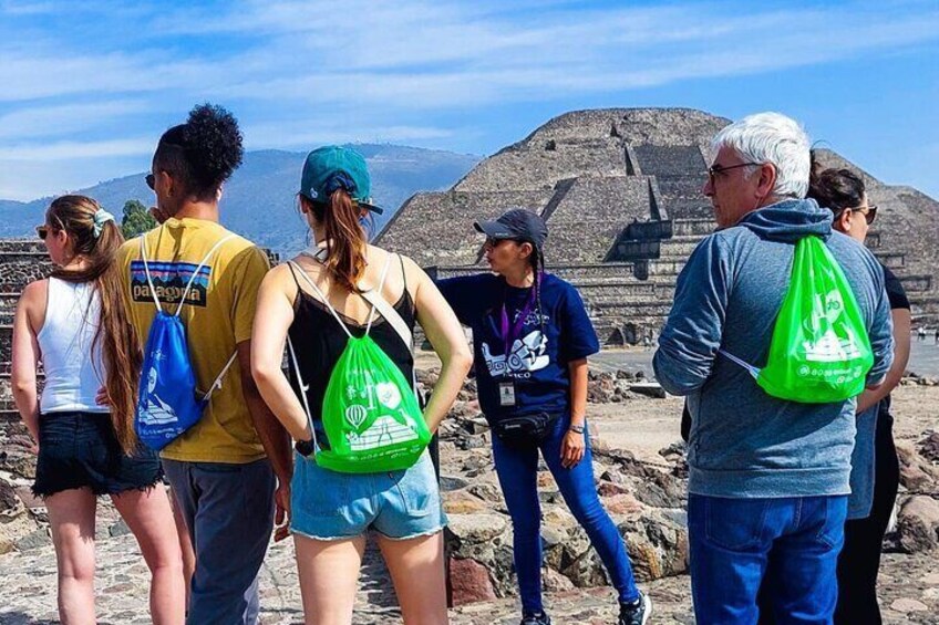 Teotihuacan Hot Air Balloon Ride with Optional Bike or Walking Tour