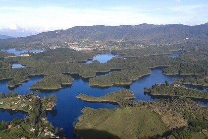 Excursion privée à El Peñol et à Guatape au départ de Medellín