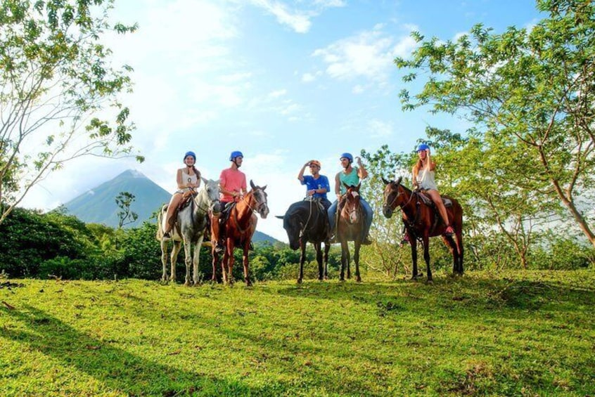 Arenal Horseback Riding to La Fortuna Waterfall 