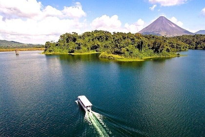 Majestic Arenal Volcano(Boat, Rainforest, Hot Springs) Guanacaste