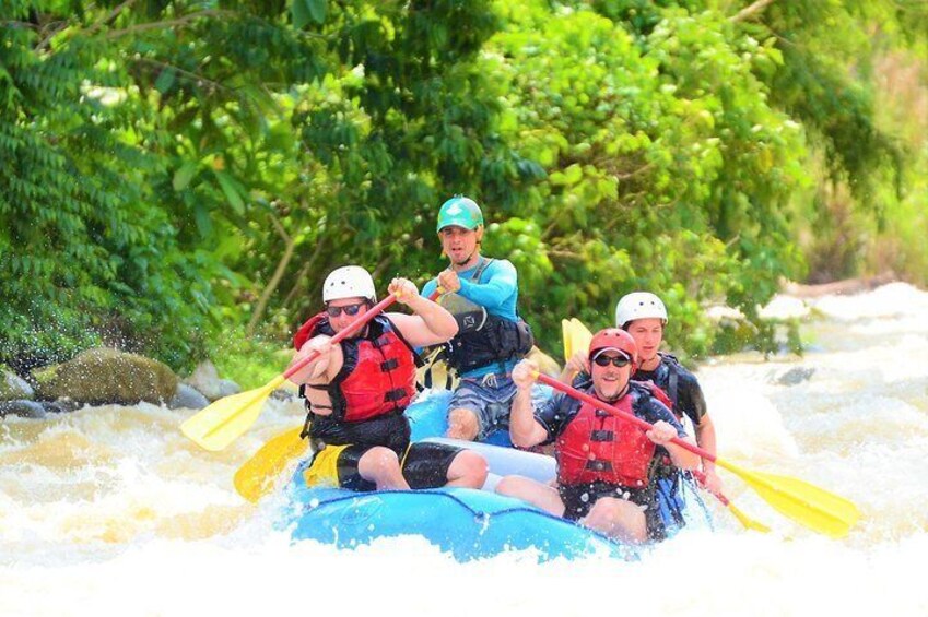 Savegre River Rafting Class II-III from Manuel Antonio