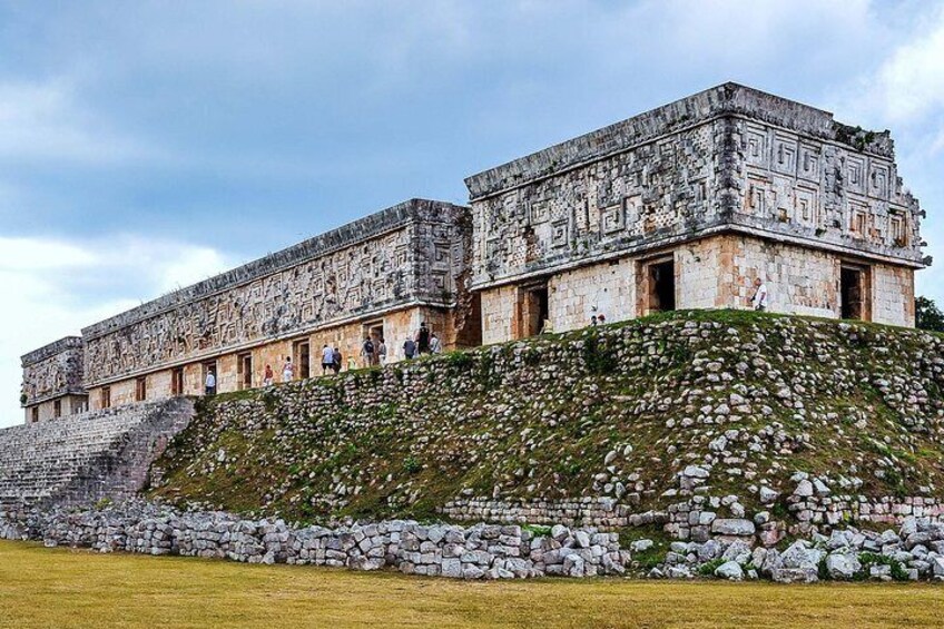 uxmal day trip from cancun