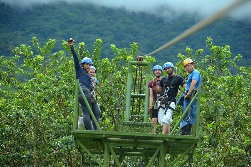 The Best 7 Zip Lines of Arenal