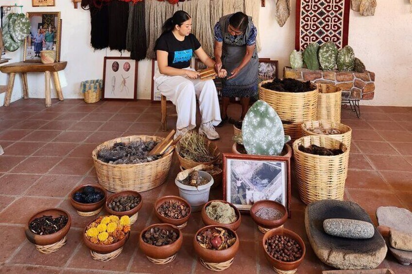 Private Tour to Hierve el Agua, Mezcal Tasting, and Textiles
