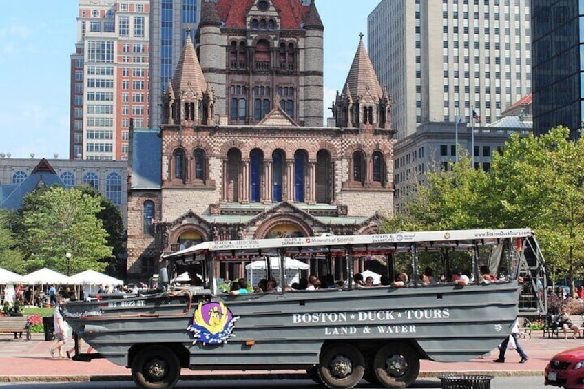 Boston Duck Boat Sightseeing City Tour with Cruise Along Charles River