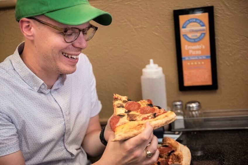 Boston's North End "Little Italy" Pizza, Cannoli, and History Walking Food Tour