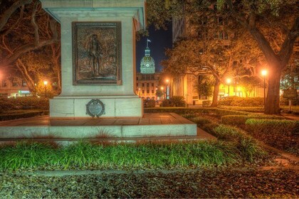 Recorrido nocturno a pie por la ciudad fantasma de Savannah "Dead of Night"