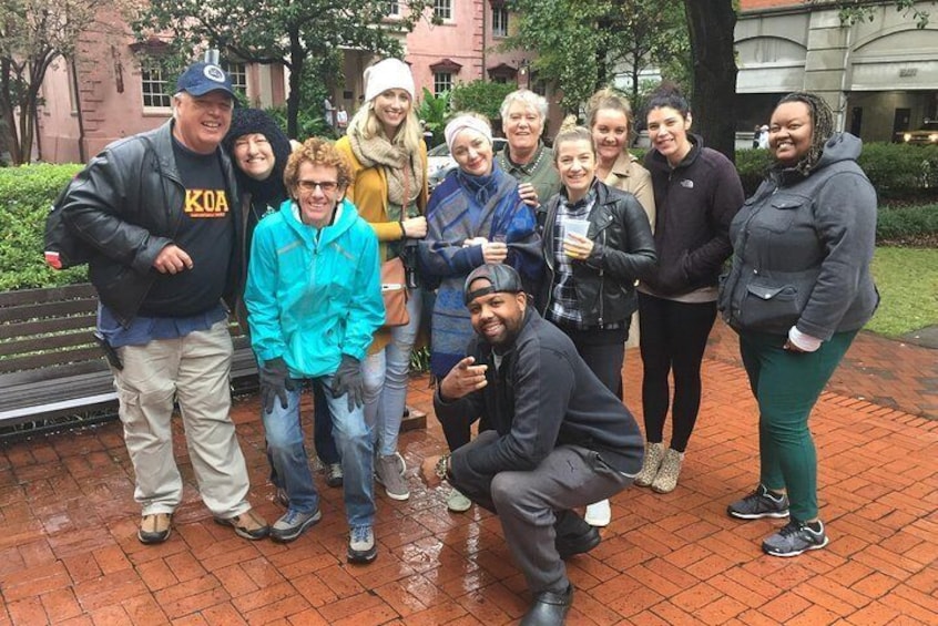 Savannah Southern Flavors Food, Pub Crawl, and History Combo Walking Tour