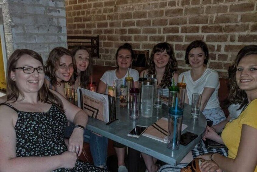 Spooky Savannah Haunted Pub Crawl and Walking Ghost Tour
