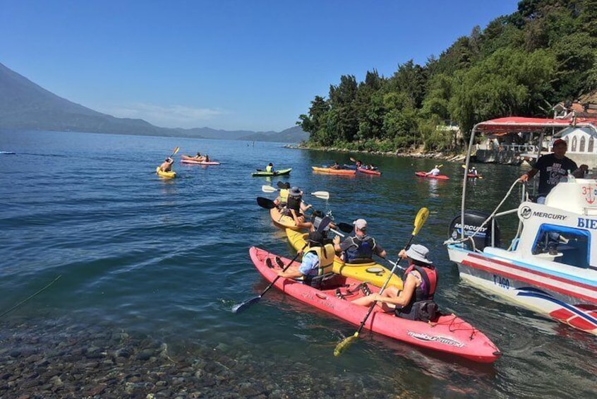 Kayak and Hike Adventure Tour from Panajachel in Guatemala