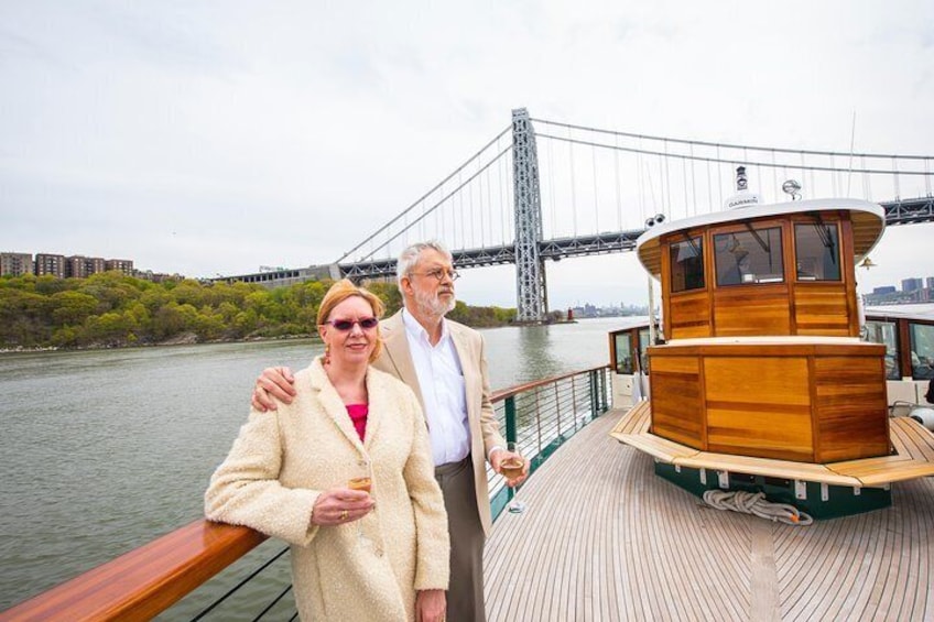 manhattan architecture yacht cruise