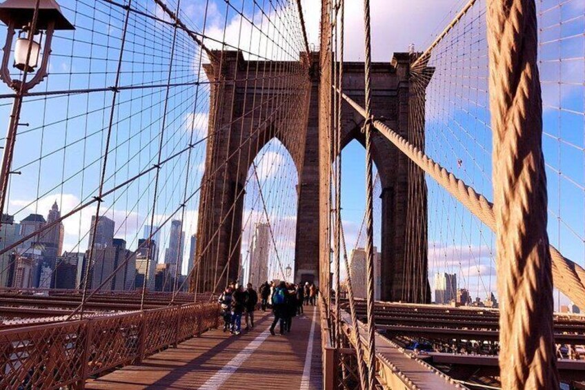 Optional walk across the Brooklyn at the conclusion of your excursion