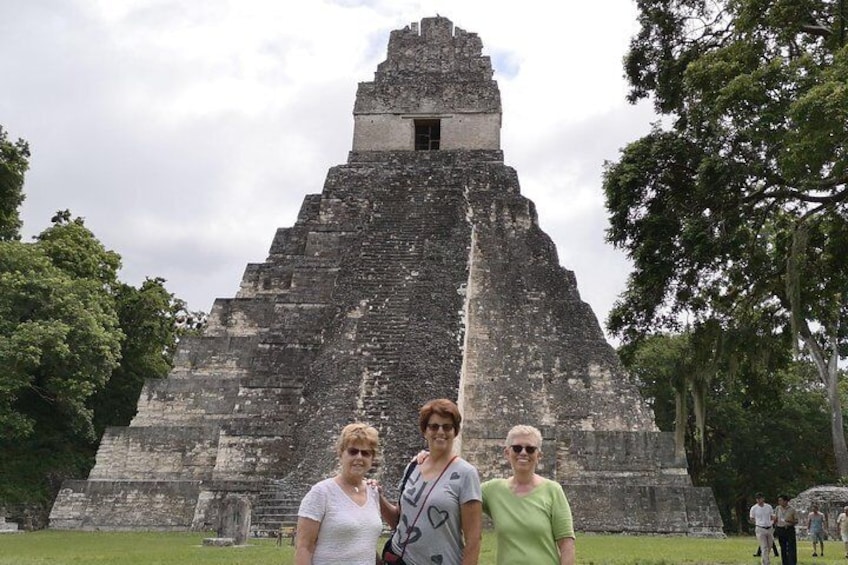 Tikal Guided Sunrise Tour in Small Group from Flores