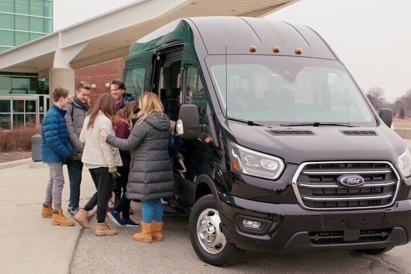 Deluxe Private VIP Tour by SUV: Best of NYC. Select 3 or 5 hours
