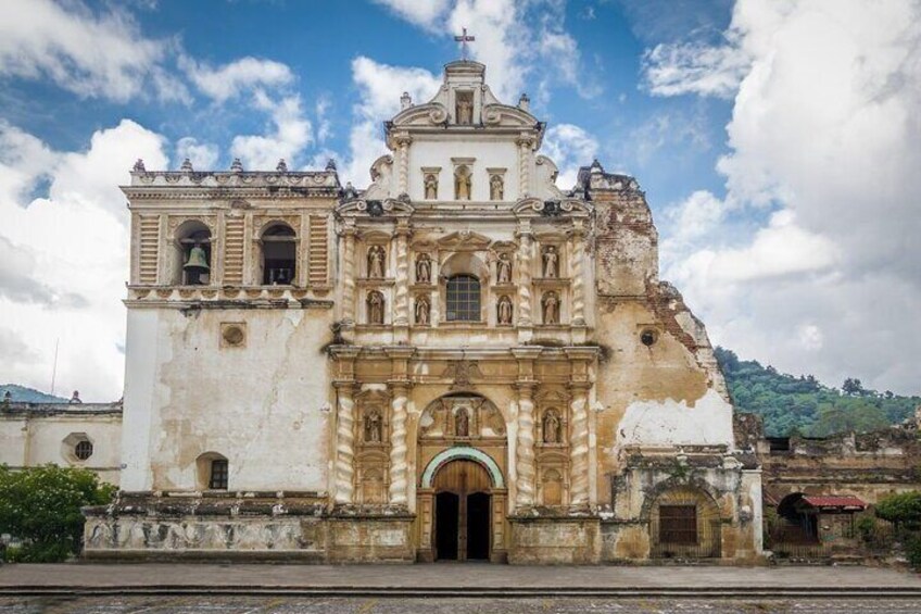 Walk Antigua Like a Local