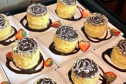 Iconic Boston Food and History Small-Group Walking Tour