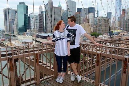 NYC Professional Photoshoot and Walking Tour with Private Guide