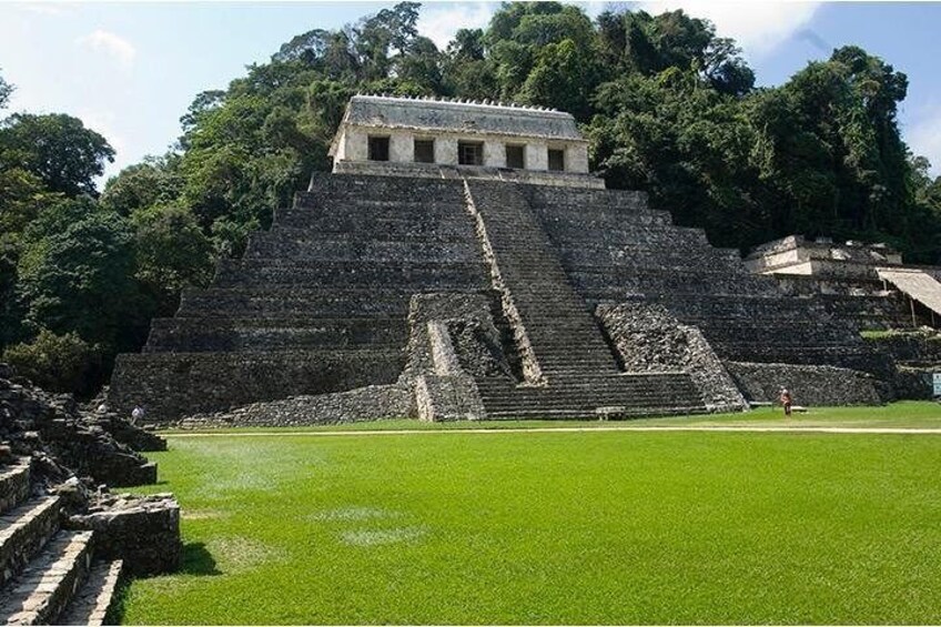 Palenque Archaeological Site from Villahermosa