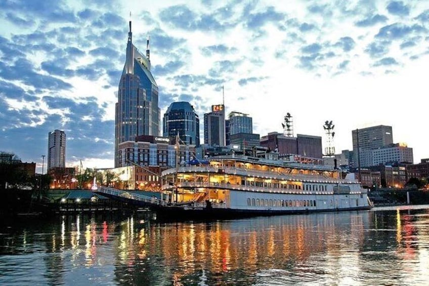 General Jackson Showboat Lunch or Dinner Cruise in Nashville