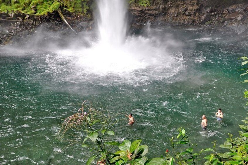 Fortuna Waterfall & Baldi Hot Springs Combo. Private Tour from San Jose