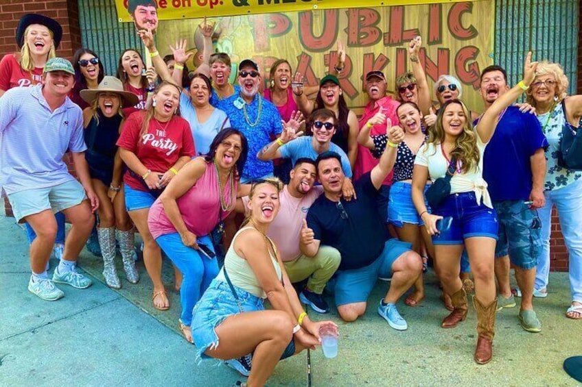 Downtown Nashville Pub Crawl Walking Tour