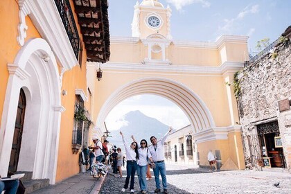 Antigua Guatemala, tour compartido de día completo desde la ciudad de Guate...