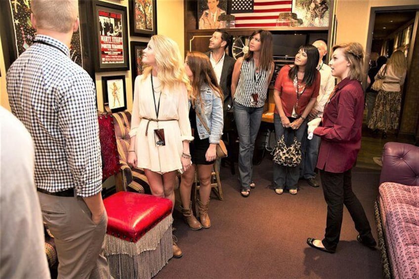 Grand Ole Opry House Guided Backstage Tour in Nashville