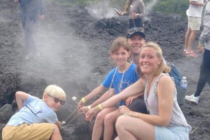 Excursión al volcán Pacaya desde Antigua