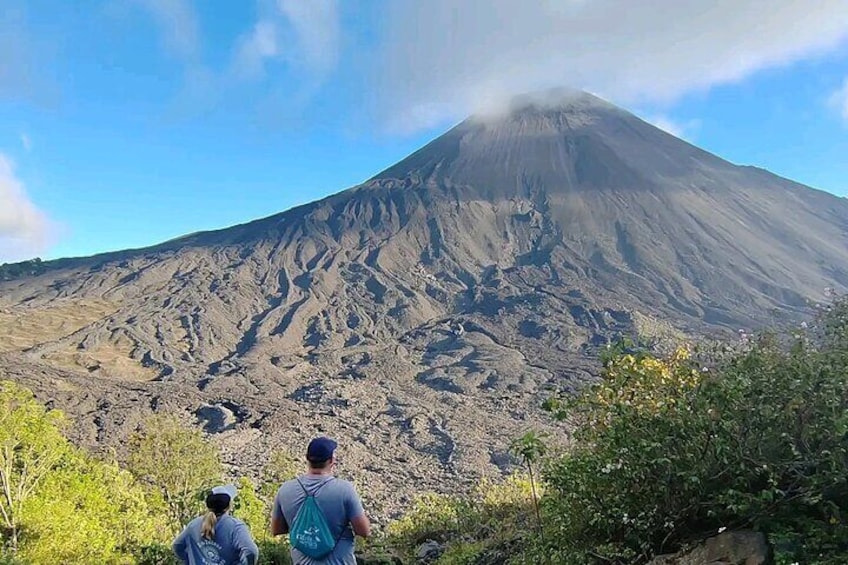 ¡Pacaya Volcano Tour from Antigua!