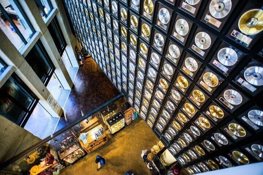 VIP Songwriter Series Performance & Country Music Hall of Fame Combo