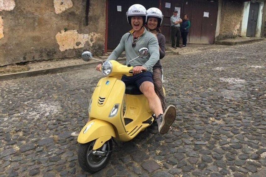 Vespa Tour