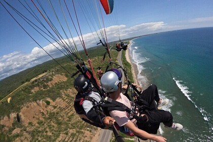 Ecuador Paragliding Montañita