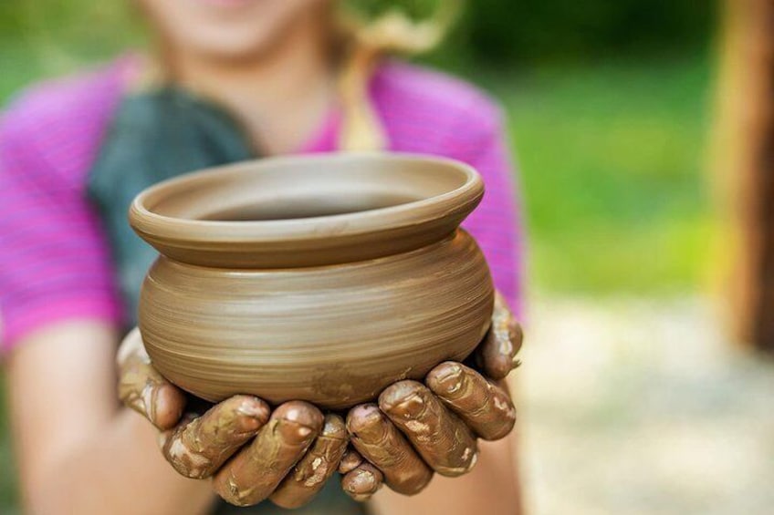 PRIVATE Family pottery class in Bronte Harbour, Oakville, Ontario