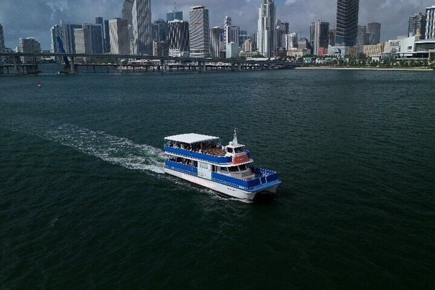 Biscayne Bay and Celebrity Island Homes Boat Tour 90 Minute