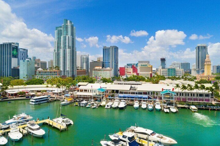 BAYSIDE Marina and Miami Skyline (Departure Point)
