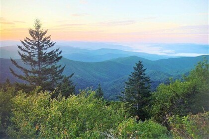 Explore a Simpler Time Smoky Mountain Tour
