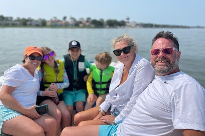 2-Hour Private Hilton Head Dolphin Watching Cruise