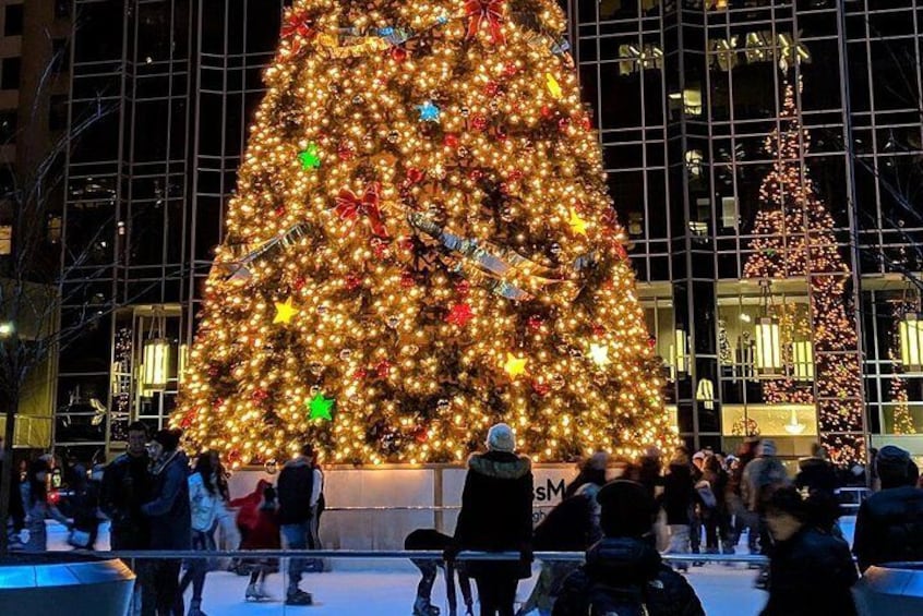 Enjoy the beautiful holiday lights in Downtown Pittsburgh!