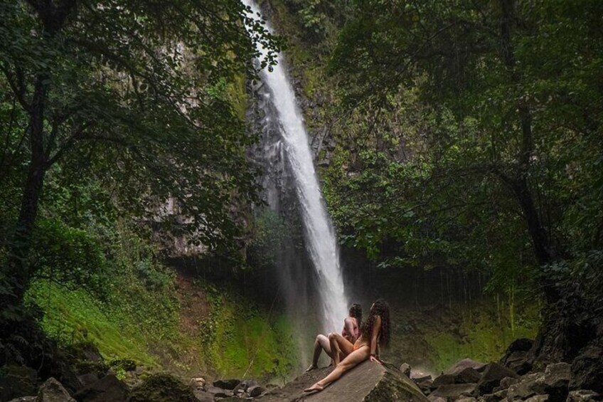 Arenal Highlights (arenal 1 Day) + Baldi Hot Springs & Dinner