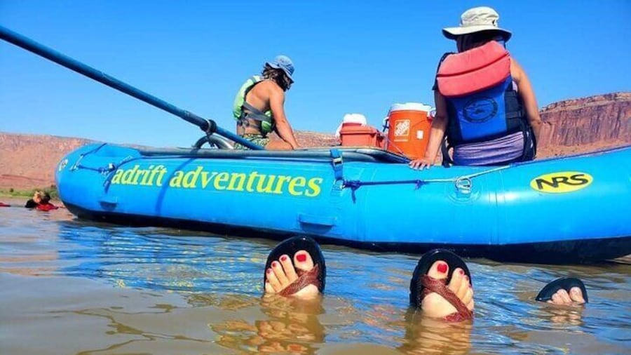 Colorado River Rafting: Half-Day Morning at Fisher Towers
