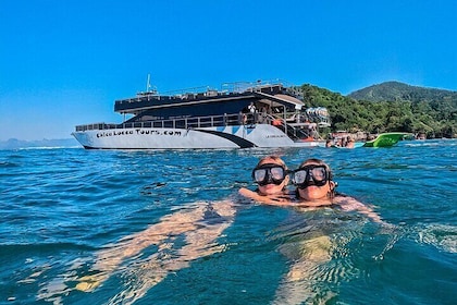 Mega Yate Todo Incluido Catarata Yelapa y Aventura de Esnórquel