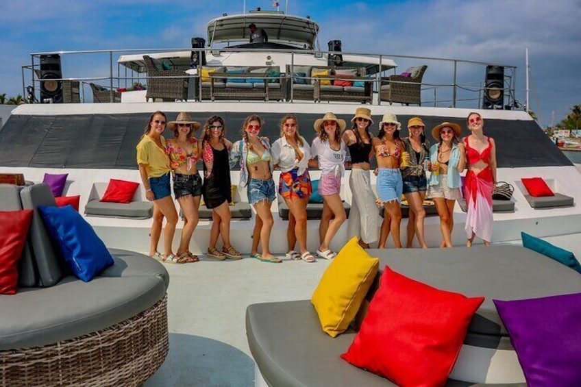 Mega Yacht All-Inclusive Yelapa Waterfall & Snorkeling Adventure
