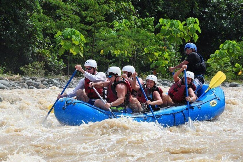 Naranjo River White Rafting Clas III-IV from Manuel Antonio