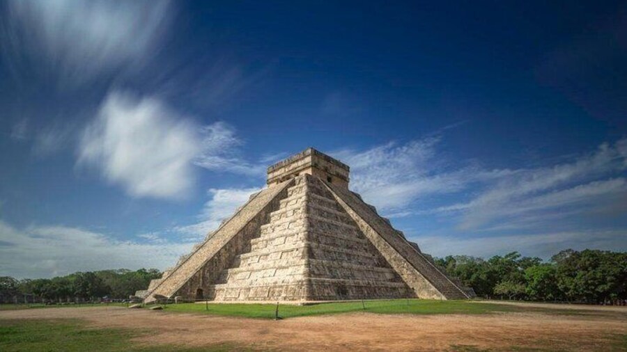 A full day tour Chichen itza, Valladolid and Cenote