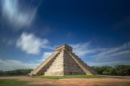 Chichen Itza, Valladolid and Cenote Full Day Tour