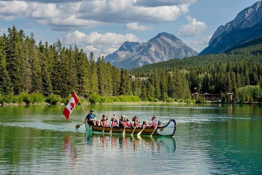 Big Canoe Tour on the Bow River, Banff. 